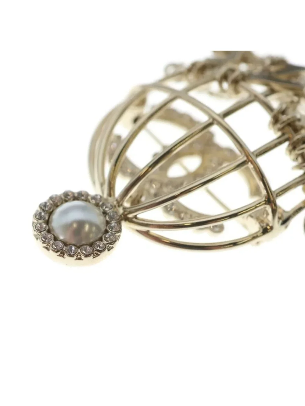 Chanel CC Logo Birdcage Motif Brooch Pin Badge Gold